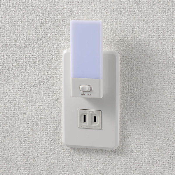LEDセンサー付ライト