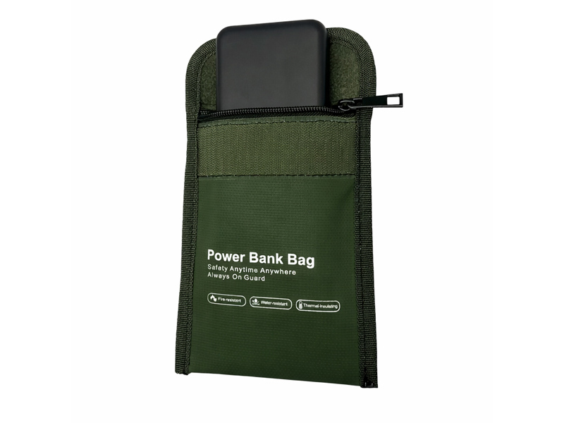 難燃・撥水・断熱モバイルバッテリー用燃えにくいケース グリーン