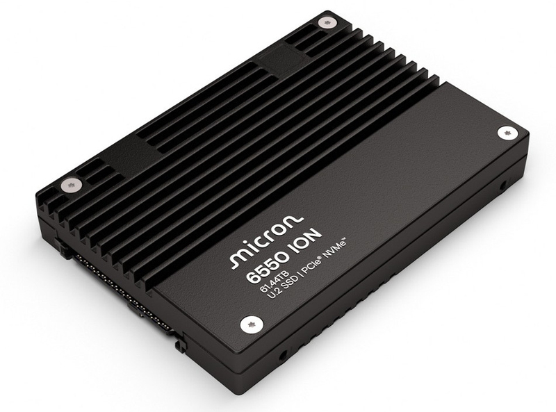 2.5型 U.2 6550 61.44TB NVMe RI HS SSD