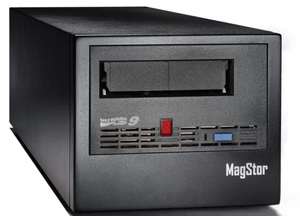 LTO-9 フルハイト SAS接続 外付テープドライブ