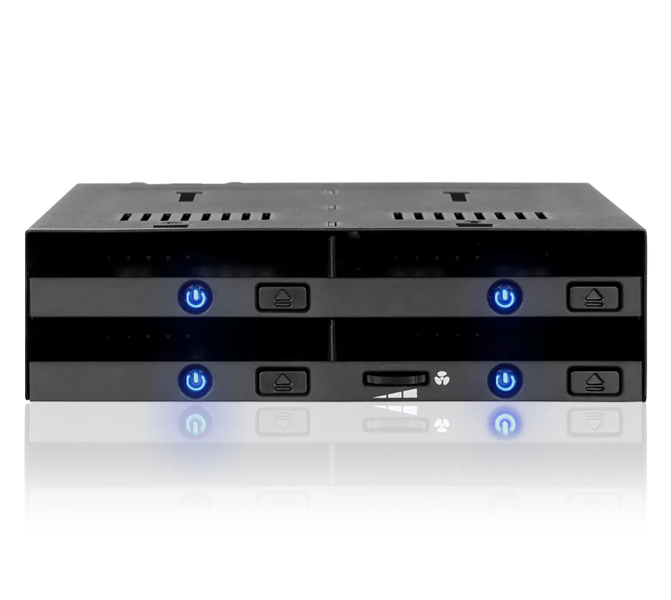 4 x 2.5インチ SATA/SAS SSD/HDD搭載用リムーバブルケース トレイレスタイプ 5.25インチベイサイズ