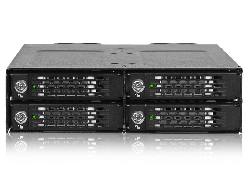 4 x M.2 NVMe SSD搭載用リムーバブルケース PCIe 4.0対応 5.25インチベイサイズ